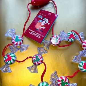 Disney Novelty Christmas 🎄 Light up Necklace